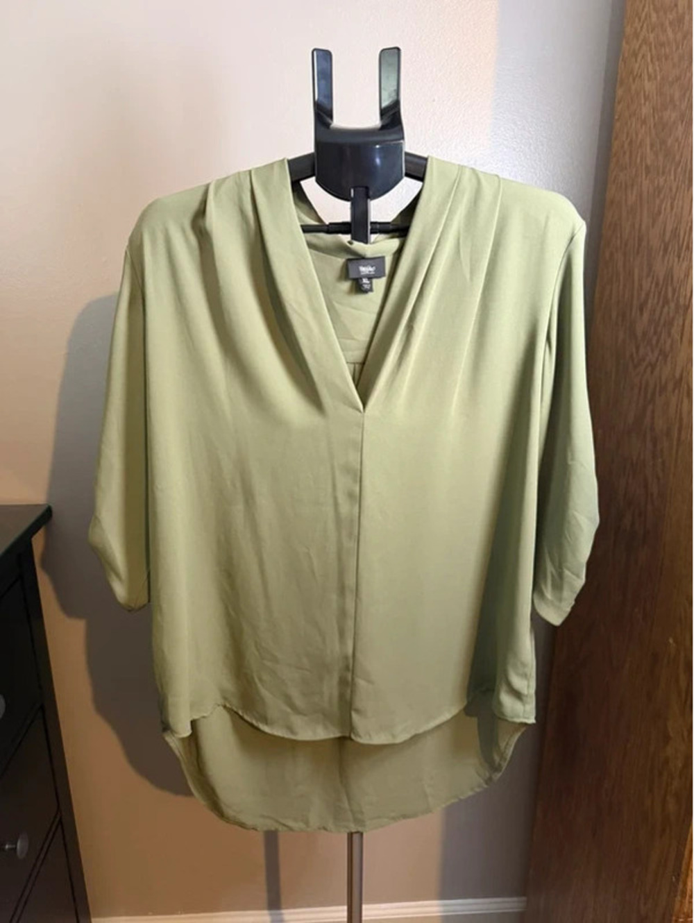 Mossimo Sage Green High-Low Blouse Size XL